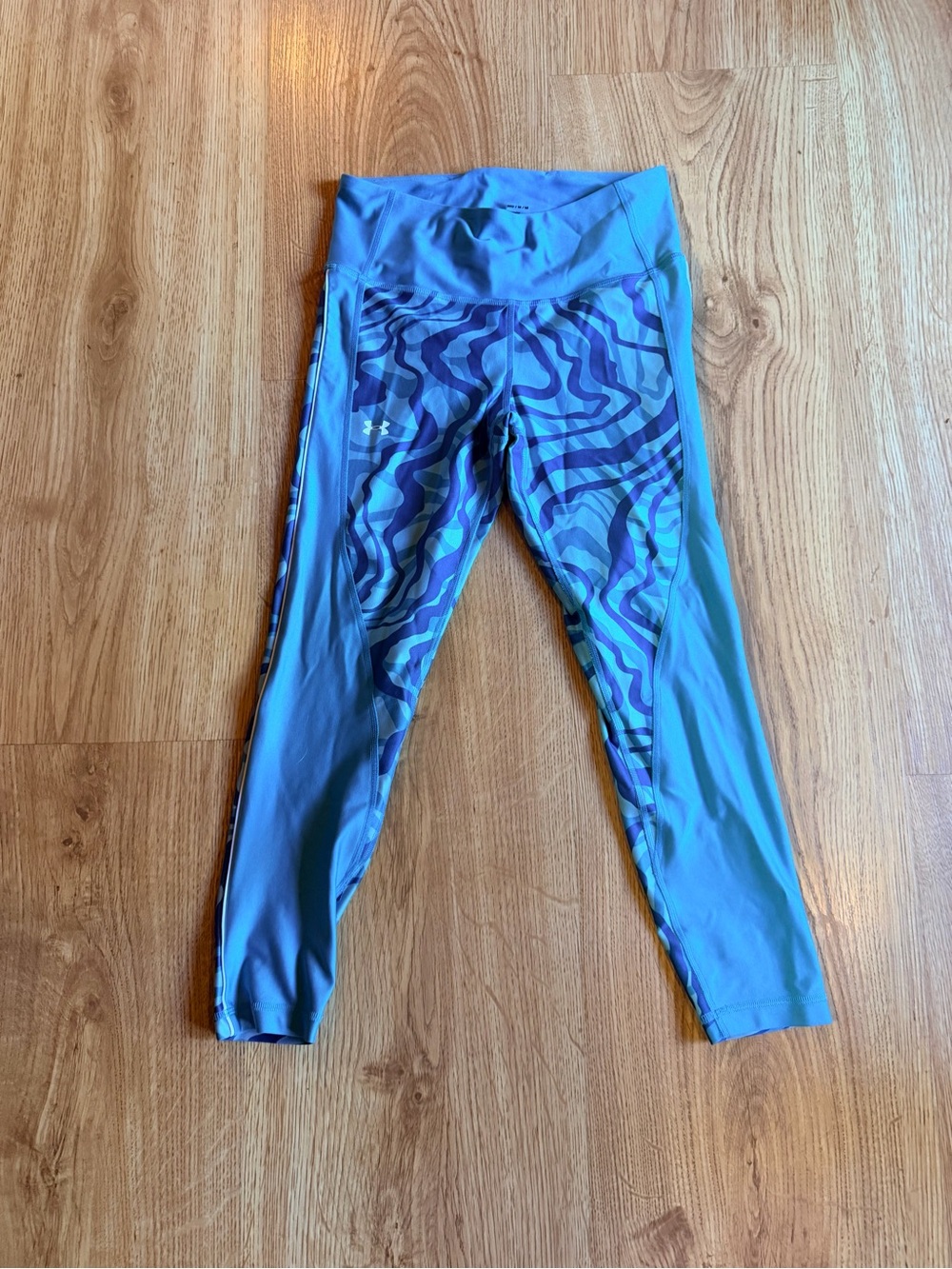 Under Armour Aqua and Navy Wave-Print Leggings